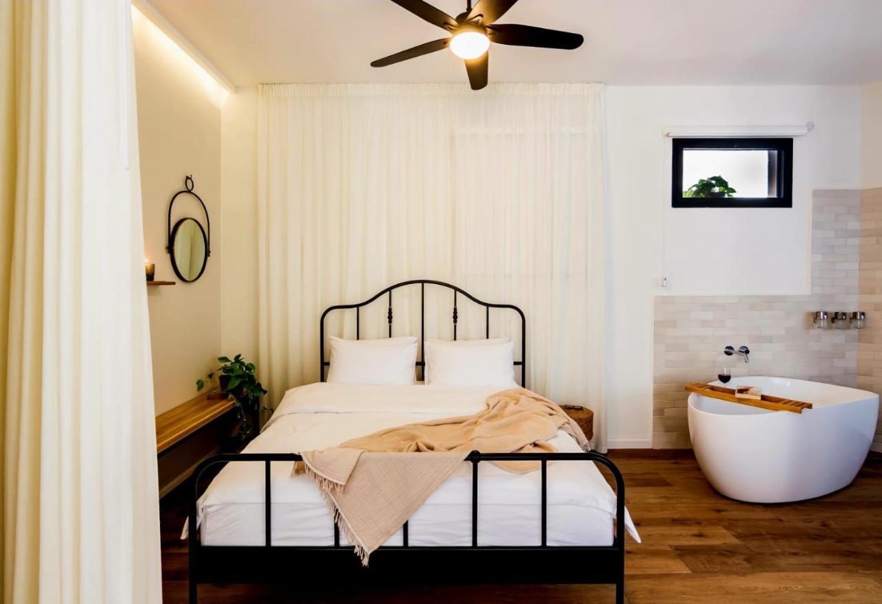 Jabotinsky 37 Bed & Breakfast Zikhron Ya'akov Dış mekan fotoğraf