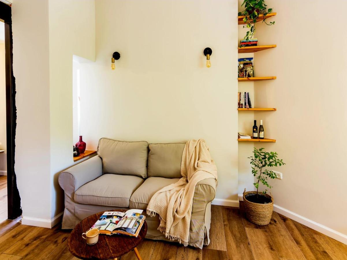 Jabotinsky 37 Bed & Breakfast Zikhron Ya'akov Dış mekan fotoğraf